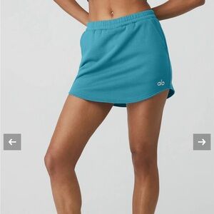 Alo High Waist Accolade Skirt Skort in Splash Blue